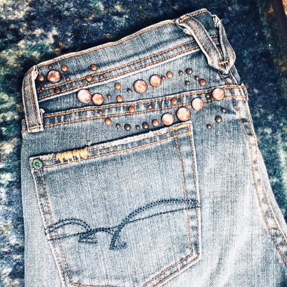Rare Miss Me Jeans  Beautiful Rose Gold Detailing - Picture 1 of 9